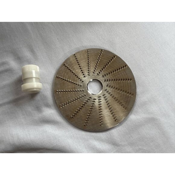 Olympic Fruit & Vegetable Juicer Model NO. 1000, USA Made, Tested, Clean - Picture 9 of 16